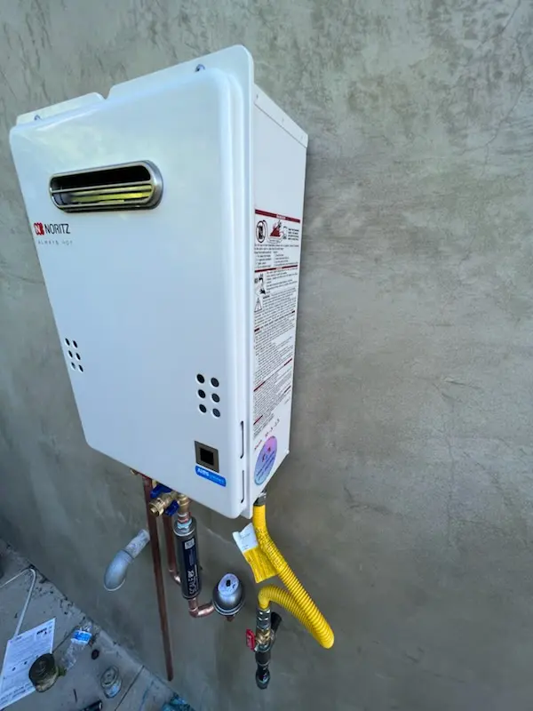 Tankless water heater installation for Hobbs Crossroads homes